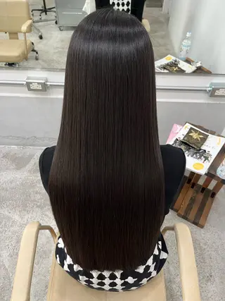 ロング Plug所属・薮内 かえでのヘアスタイル