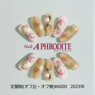ネイル Nail  Aphroditeのネイルデザイン