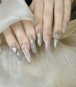 ネイル Pure&Rich Nailのネイルデザイン