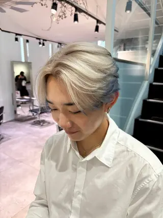 ショート カラー オノ テンタのヘアスタイル