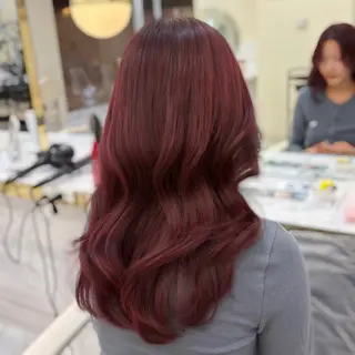ロング カラー aku💞韓国風🩷 ピンクカラー🎀🩷のヘアスタイル