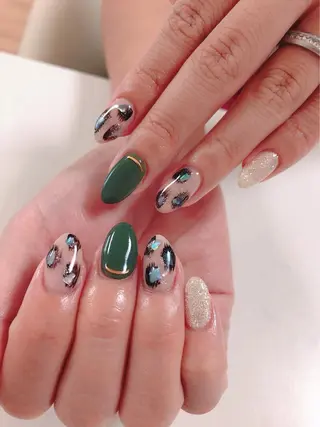 ネイル Lily Roseスタッフ一同のマツエク・マツパデザイン