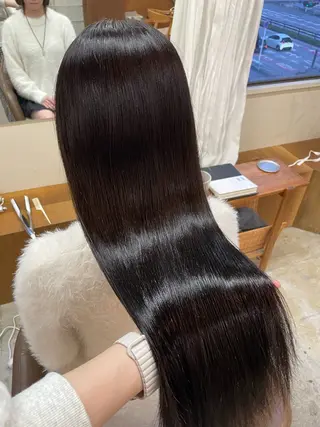 ロング カラー 山下 悠月のヘアスタイル