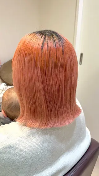 ミディアム レイヤー✂️ ハイトーン💖モテ髪のヘアスタイル