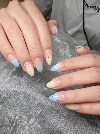 ネイル Lee Nailsのネイルデザイン