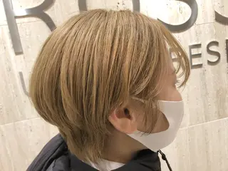 ショート カラー 高橋 芽衣のヘアスタイル