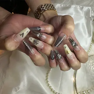 ネイル Nailsalon SKiのネイルデザイン