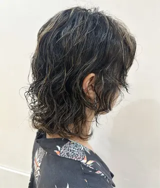 パーマ 内田温子大人女性 ハイライト、ボブのヘアスタイル