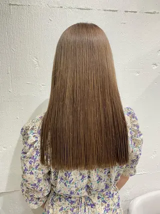 ロング カラー kai .のヘアスタイル