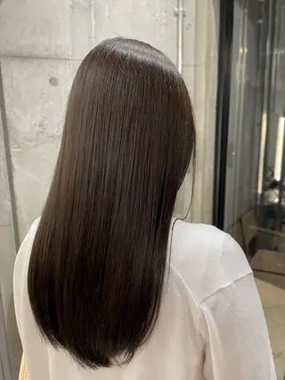 ロング はら しおりのヘアスタイル