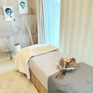 Frances 〜Grace〜前田のマツエク・マツパデザイン