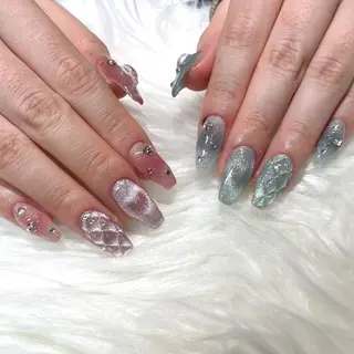 ネイル マシェリローズ所属・Macherie Roseのネイルデザイン