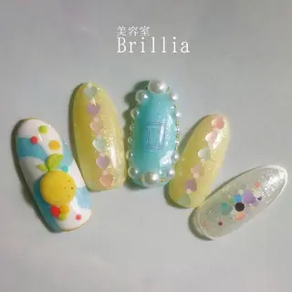 ネイル 柴田 彩のネイルデザイン