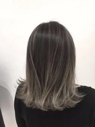 ミディアム カラー Helm所属・久次米 智人のヘアスタイル