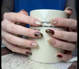 ネイル Hanni ANA.CHUOのネイルデザイン