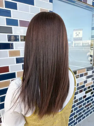 ロング 梨 音のヘアスタイル