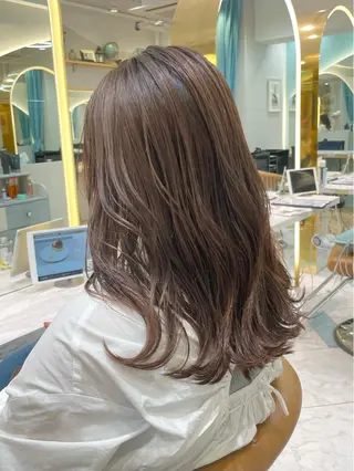 ミディアム 産休中2026.4月 復帰予定/野崎華代のヘアスタイル