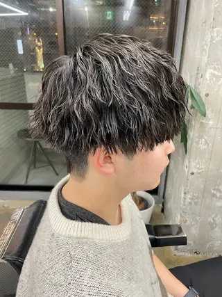 ショート カラー パーマ ヘアアレンジ メンズ 亀井隆汰/メンズ専門 パーマ特化美容師のヘアスタイル