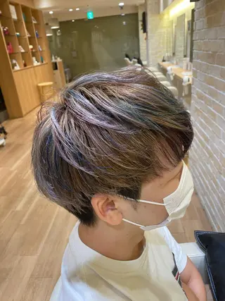 ショート ハイトーンエフェクト ブリーチいち丸のヘアスタイル