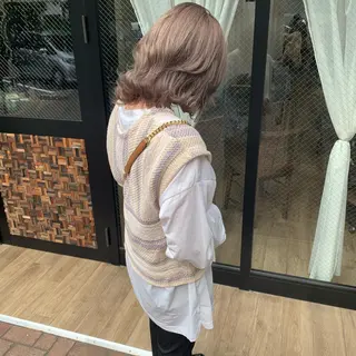 セミロング カラー レイヤー/顔周り /AKARIのヘアスタイル