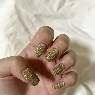 ネイル Trico Antique所属・岩本 杏のネイルデザイン