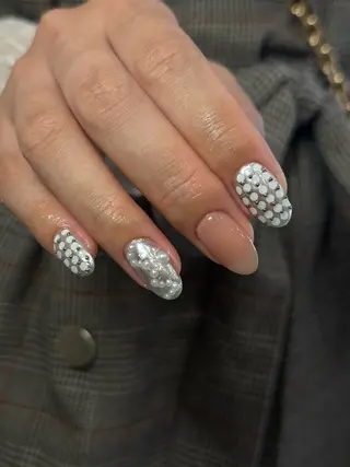 ネイル neouv所属・NEOUV_ mikuのネイルデザイン