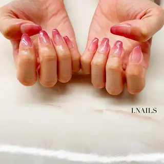 ネイル アイネイルズ所属・早川 梓のネイルデザイン