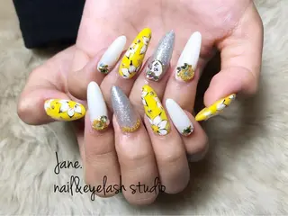 ロング ネイル Yakko pas á pasのネイルデザイン