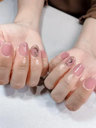 ネイル iiloo aromaworksのネイルデザイン