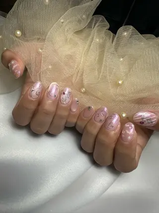 ネイル Cherie🫧 🌿NAOMIのネイルデザイン