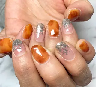 ネイル 駒月 明日香の眉毛・アイブロウイメージ