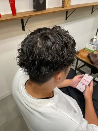 ショート パーマ ヨシオカ チオリのヘアスタイル