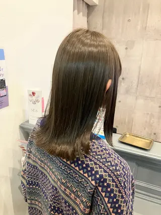 カラー mai /attraのヘアスタイル