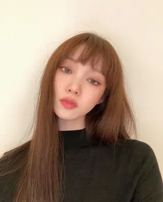 ロング カラー nonoka オリーブ/レイヤーのヘアスタイル