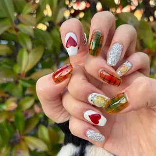 ネイル Sarina ⋆⭒˚ mavieのネイルデザイン