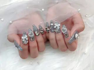 ネイル UnFLAIR 麻布十番店🐰Riiのネイルデザイン