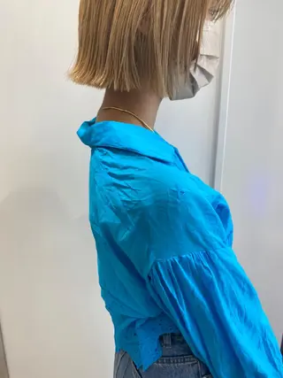 ミディアム カラー THE DAY所属・AKI HASHIMOTOのヘアスタイル