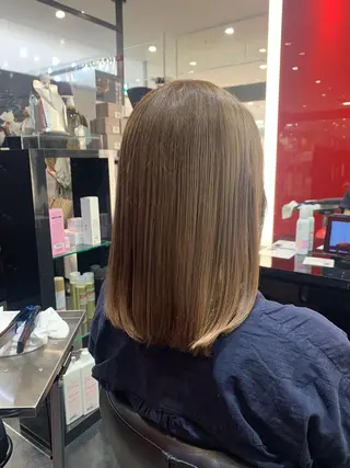 ミディアム カラー 艶髪/白髪ぼかし ヘッドスパ/大野結菜のヘアスタイル