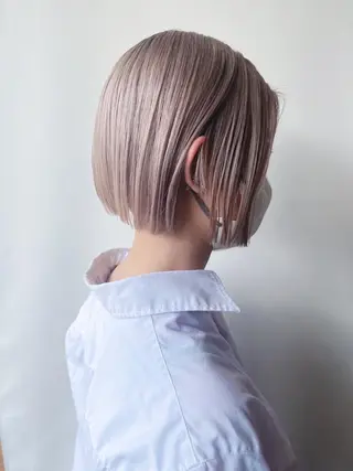 ミディアム morio from london所属・松岡彩華 ボブ /グレージュのヘアスタイル