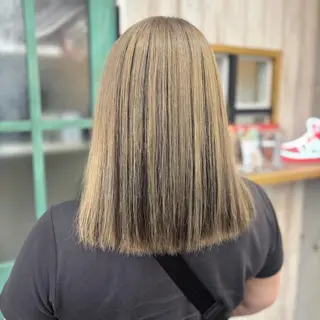 ミディアム カラー DEST ゆりかのヘアスタイル