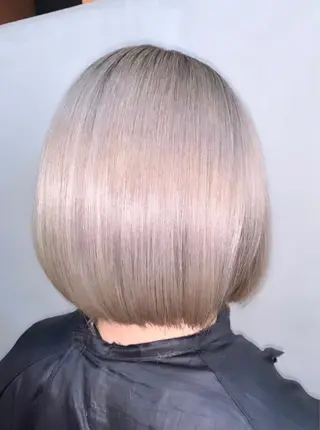 ショート カラー ヘアアレンジ ネイル マツエク・マツパ ブリーチ特化 / share 元太のヘアスタイル