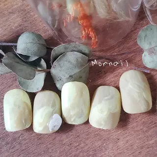 ネイル MOM 原宿店所属・MoM マムネイル原宿のネイルデザイン