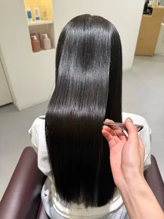 ロング ️🫧透明感カラー& 髪質改善🎀いさきのヘアスタイル