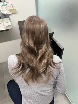 セミロング 難波/ハイトーン 🦋AOI🦋のヘアスタイル