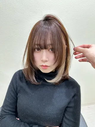 ロング カラー ヘアアレンジ 艶カラー/ハイトーン /レイヤーカットのヘアスタイル