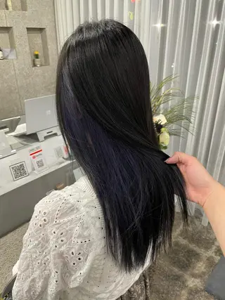 ロング akiba ryokaのヘアスタイル