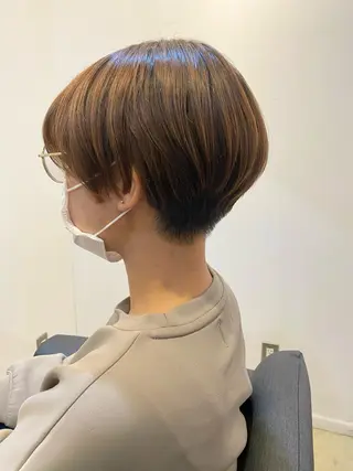 ショート 丸岡 美穂のヘアスタイル