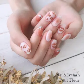 ネイル Petit Fleur所属・青柳 亜梨奈のマツエク・マツパデザイン