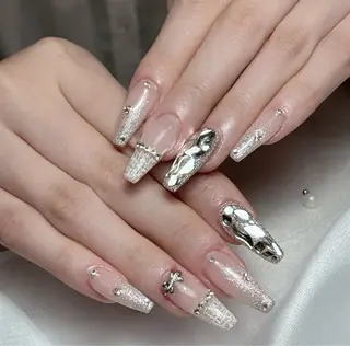 ネイル Tini ANA.CHUOのネイルデザイン