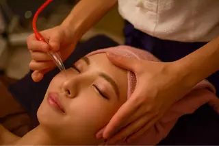 KNOT.relaxation所属・KNOT. Chiz.のエステ・リラクイメージ